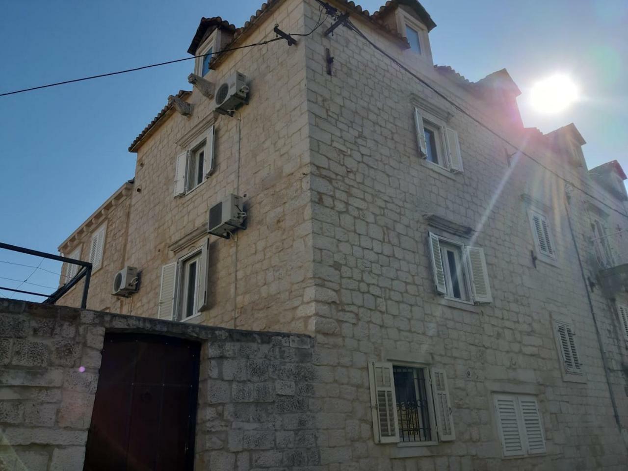 Carol Rooms Trogir Ngoại thất bức ảnh